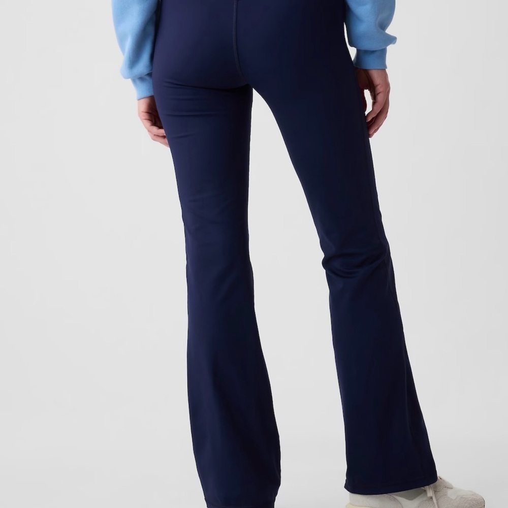 Gap GapFit Sky High Rise Power Flare Leggings Size SP - Picture 4 of 7